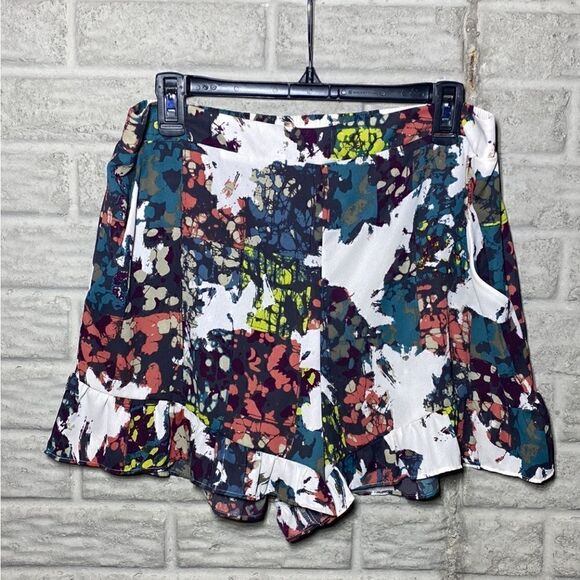 NWT MSRP $138 BCBGMAXAZRIA Printed High-Rise Shorts Women's Size Large - Picture 2 of 8